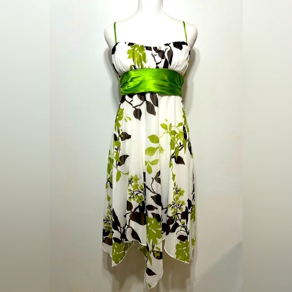 Y2K 90s Baby Doll Floral Leaves Fairy Asymmetrical Scarf Dress By Speechless - Picture 1 of 12